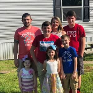 Meet your Posher, Hollie